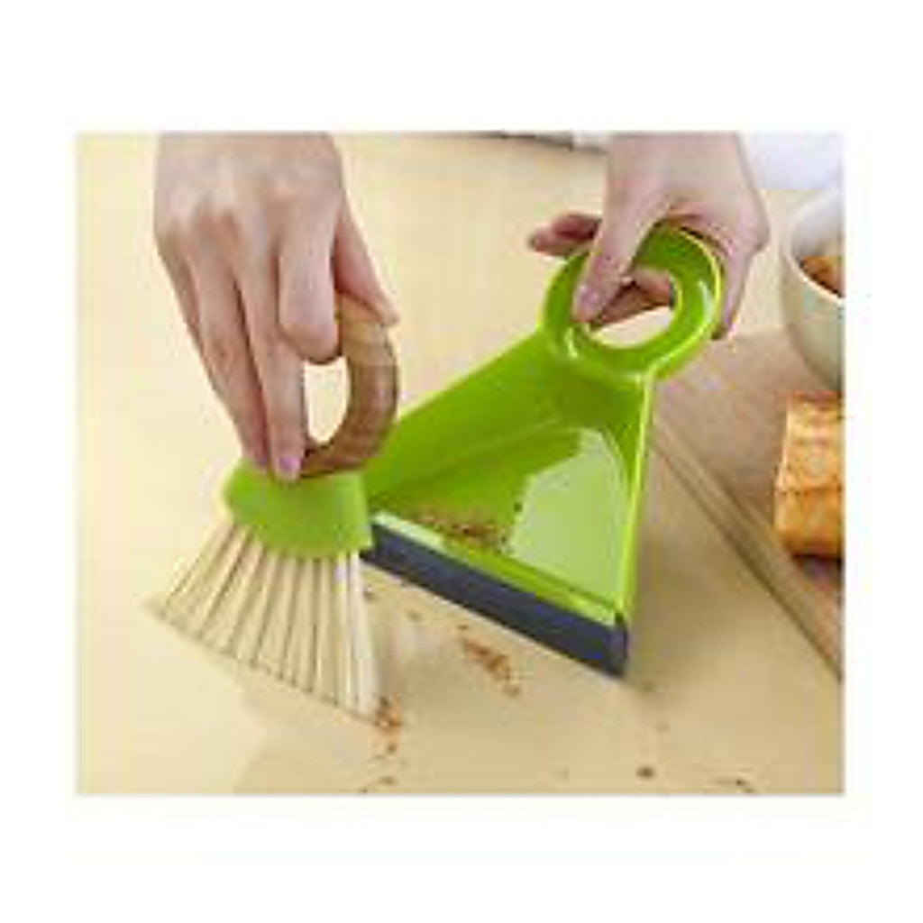 Full Circle FC14608 Full Circle Tiny Team Plastic Mini Dustpan and Brush Set