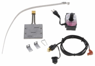 ZeroStart 3400011 Clamp on Heater, 300W 120V, 4"x4" (10.1cm x 10.1cm) Square