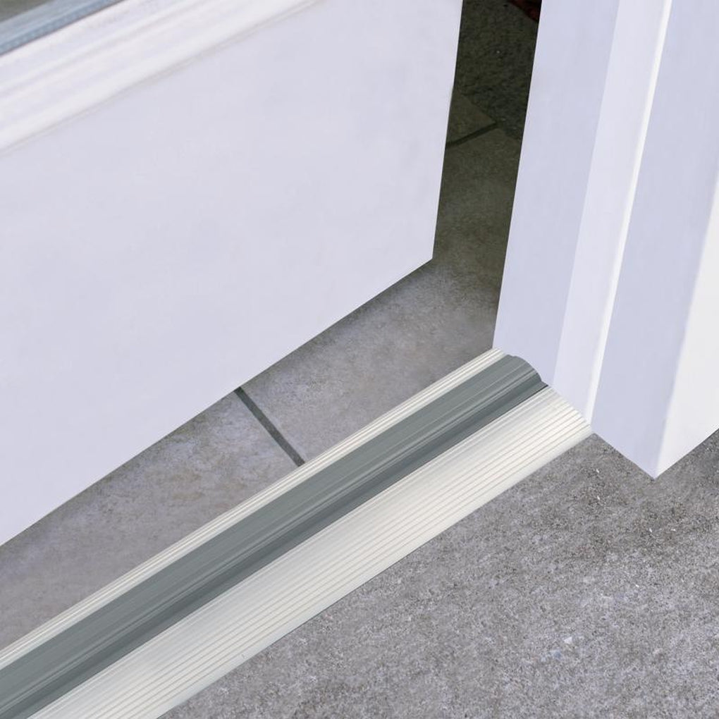 M-D 8748 0.75 H x 3 in. W x 36 in. L Mill Aluminum Low Threshold Metallic