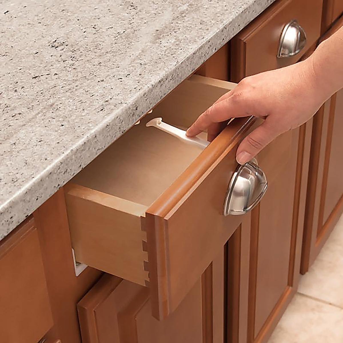 Safety 1st 48444 White Plastic Drawer Latches 7/Pack