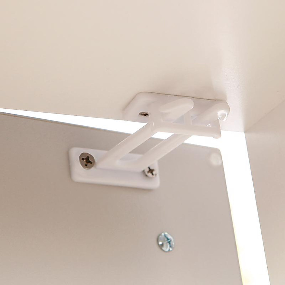 Dreambaby L112 White Plastic Twin Pin Latches 2/Pack