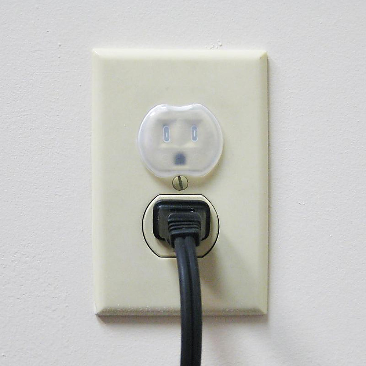 Dreambaby L1821A Clear Plastic Outlet Safety Plugs 24/Pack