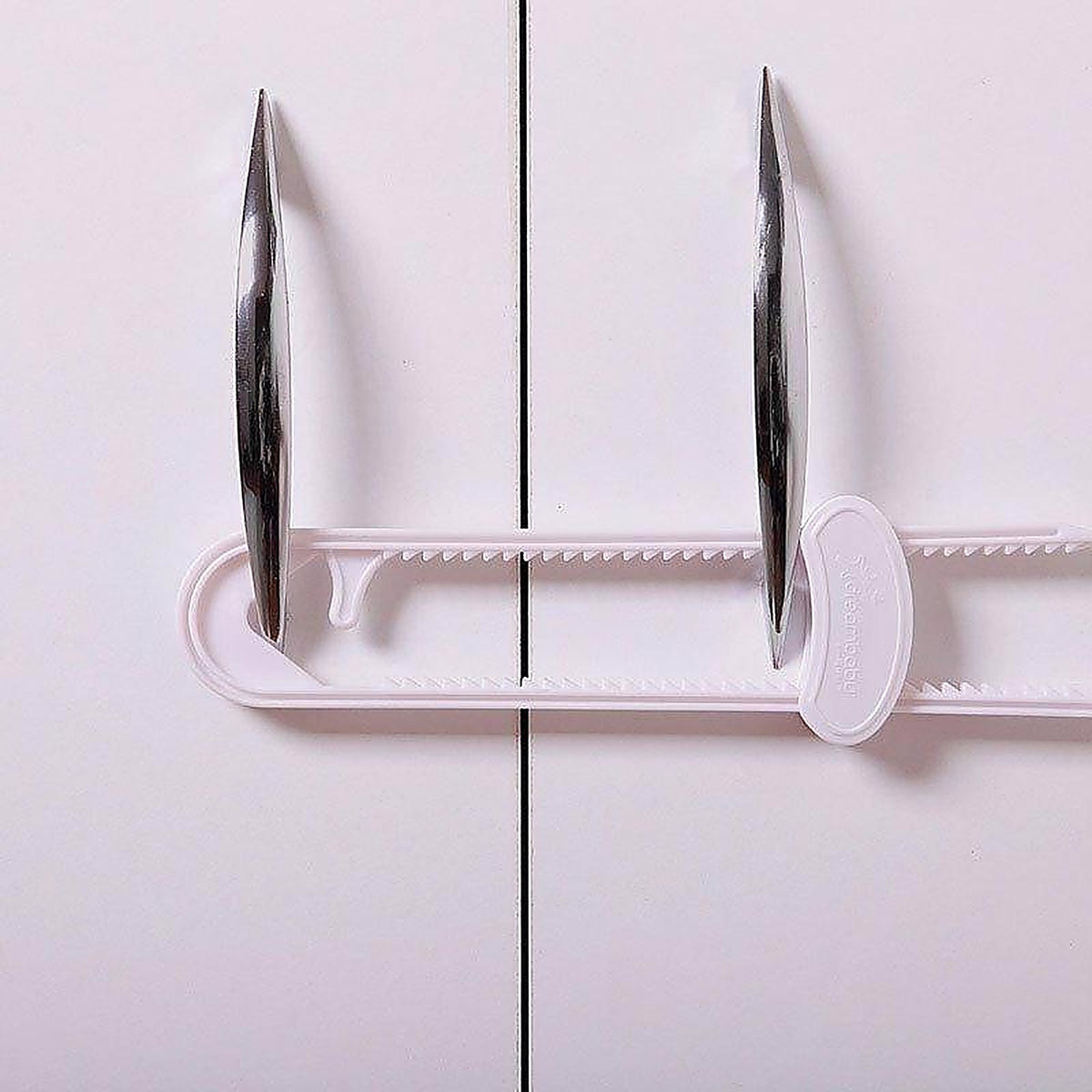 Dreambaby L915A White Plastic Cabinet Slide Locks 2/Pack
