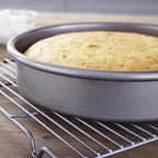 Chicago Metallic 59629 Professional 9 in. Cake Pan Silver 1/Pack