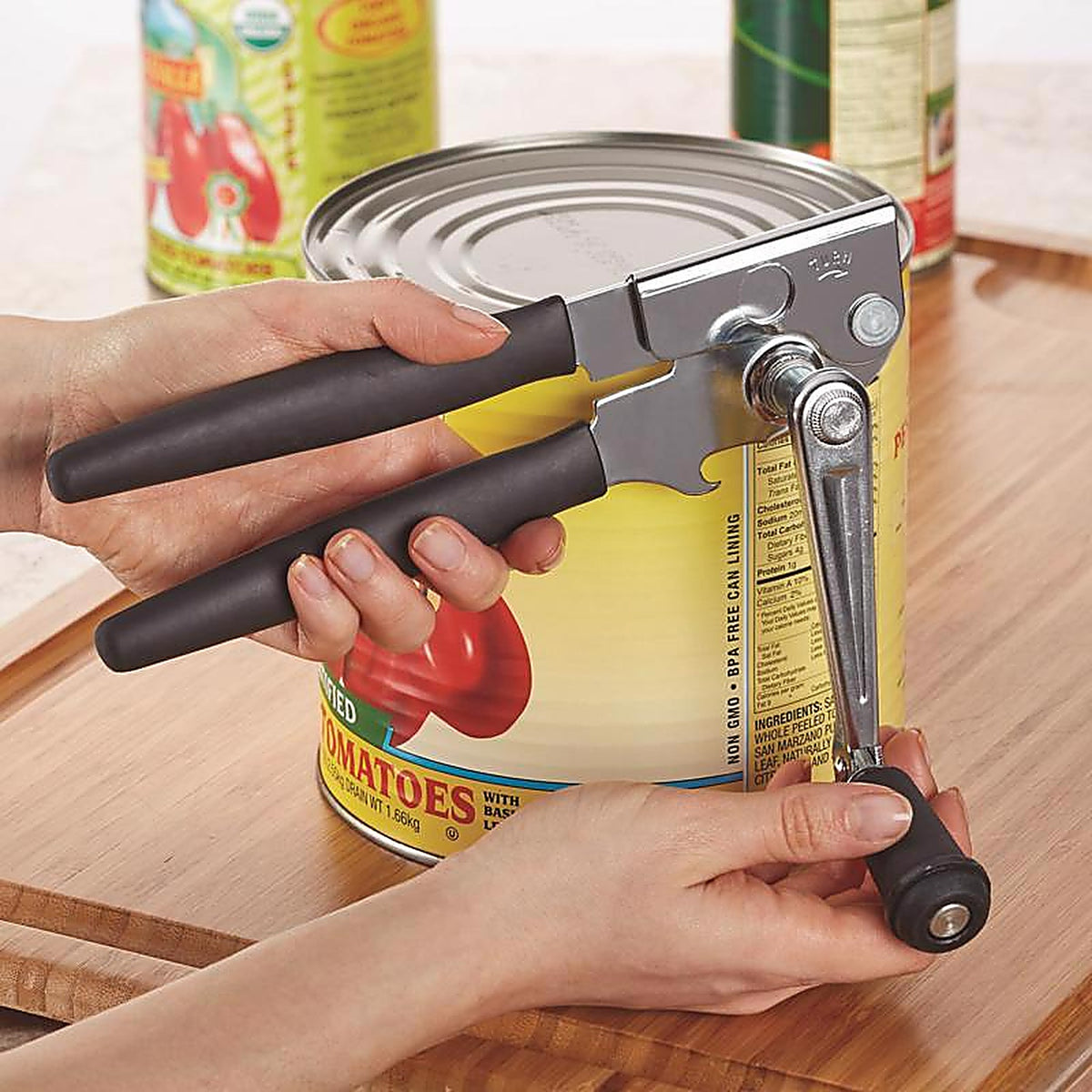 Swing-A-Way 6090 Black Stainless Steel Manual Can Opener