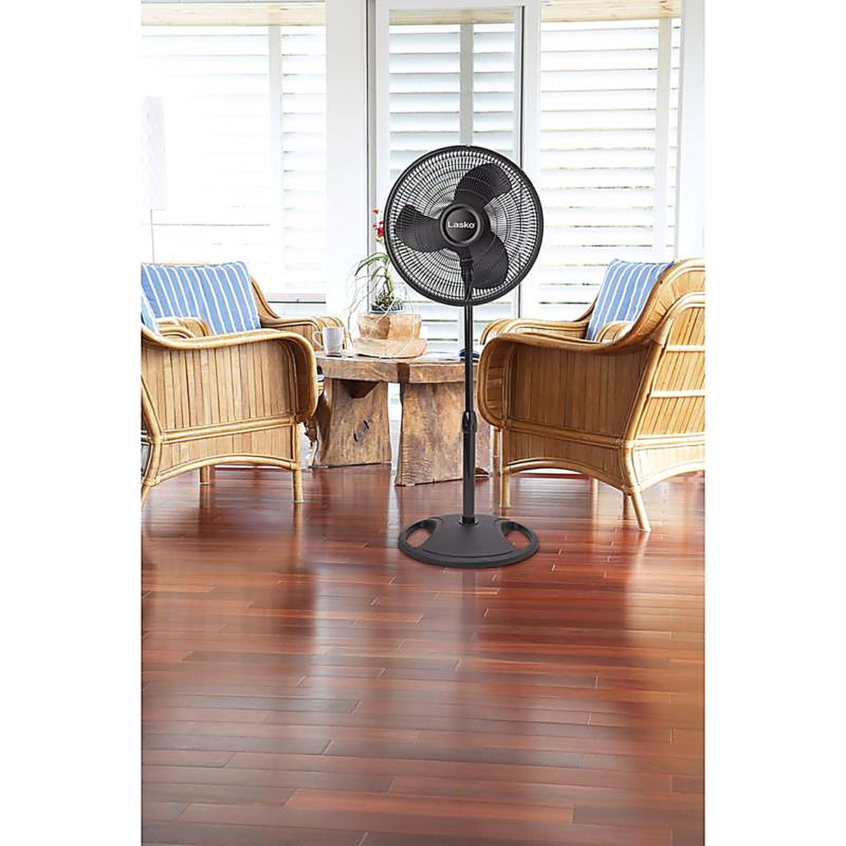 Lasko 2521 48 in. H x 16 in. Dia. 3 speed Oscillating Pedestal Fan