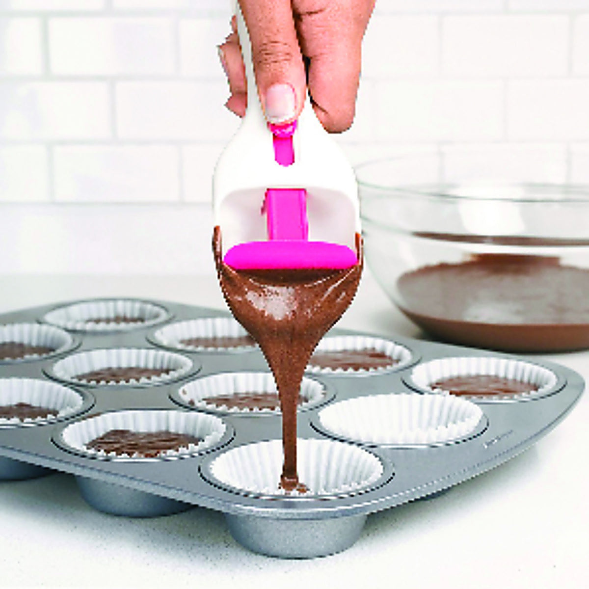 Tovolo 81-4344 2.44 in. W x 7.75 L Fuchsia/White Plastic Cupcake Scoop