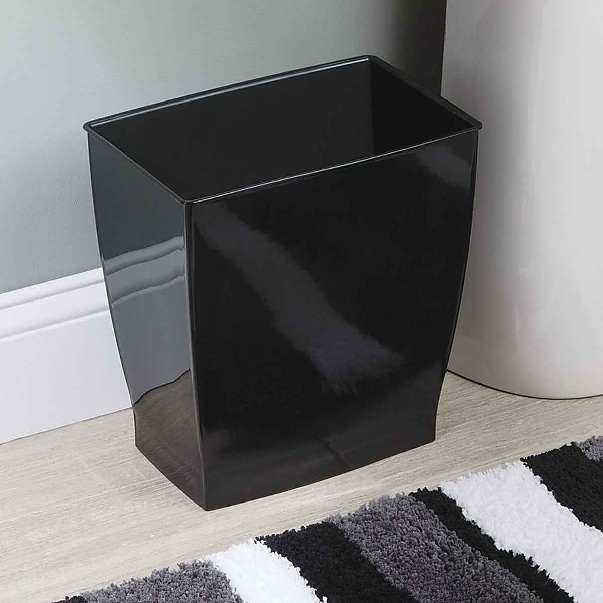 InterDesign 64772 Mono Black Plastic Rectangular Wastebasket