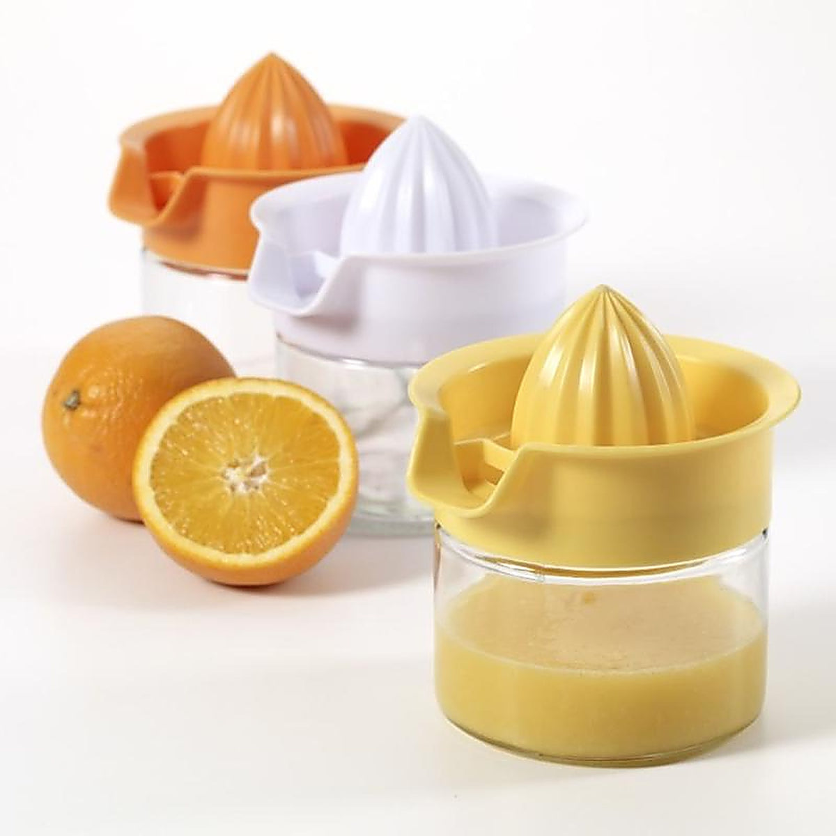 Lifetime 5078573 5-1/4 in. W x 5-1/2 in. L Clear/Yellow Glass/Plastic Manual Juice Press