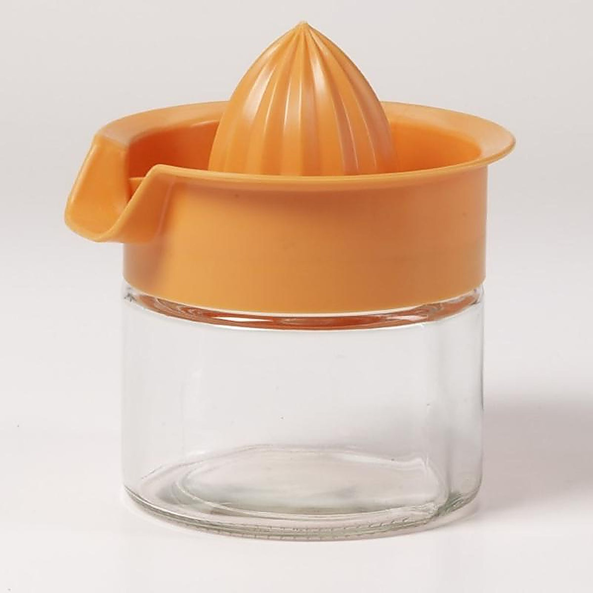 Lifetime 5078573 5-1/4 in. W x 5-1/2 in. L Clear/Yellow Glass/Plastic Manual Juice Press