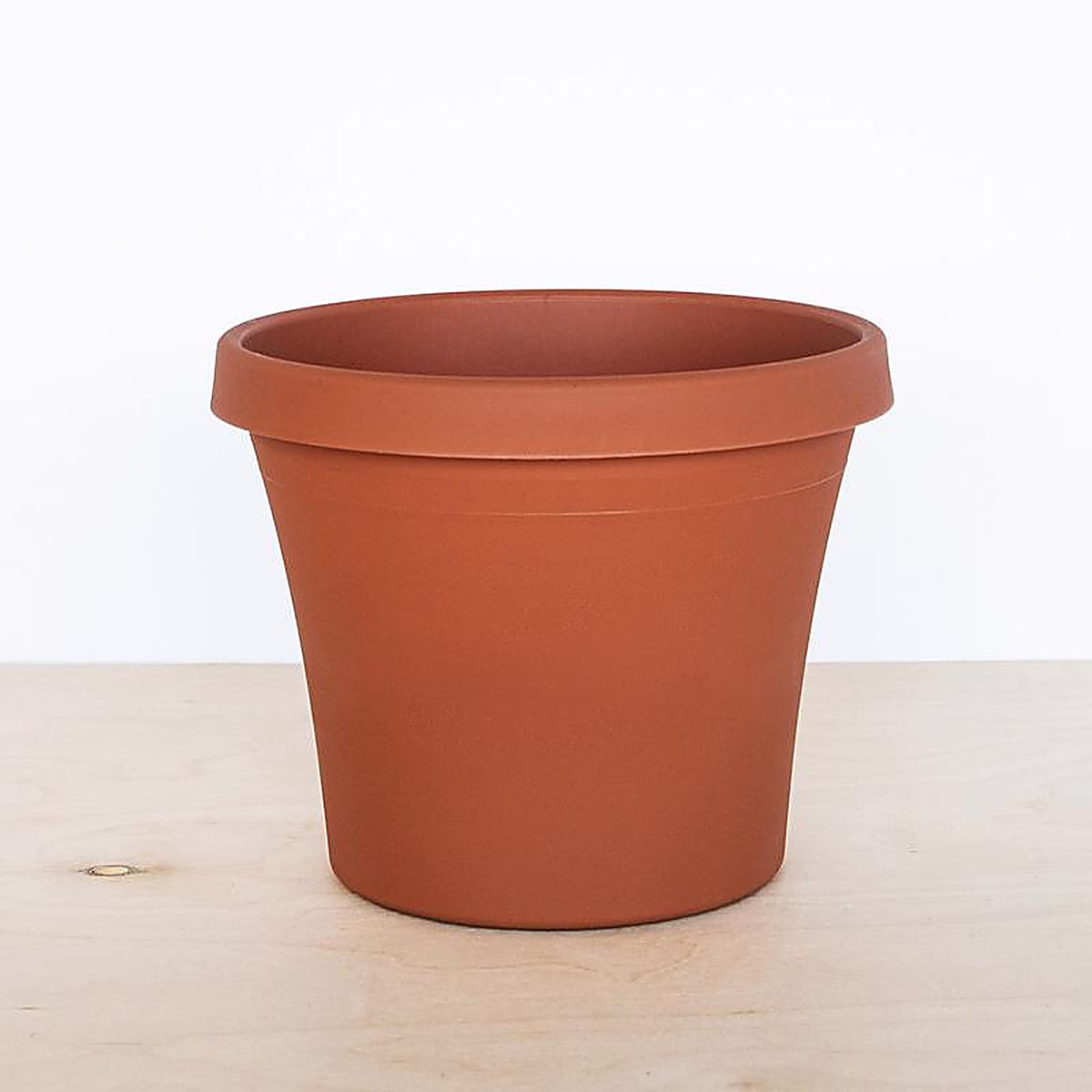 Bloem 50014C Terra 12.5 in. H x 14 in. Dia. Resin Traditional Planter Terracotta
