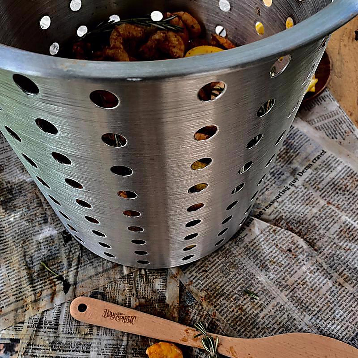 Bayou Classic B300 Grill Basket 30 qt. 11 in. L x 11 in. W