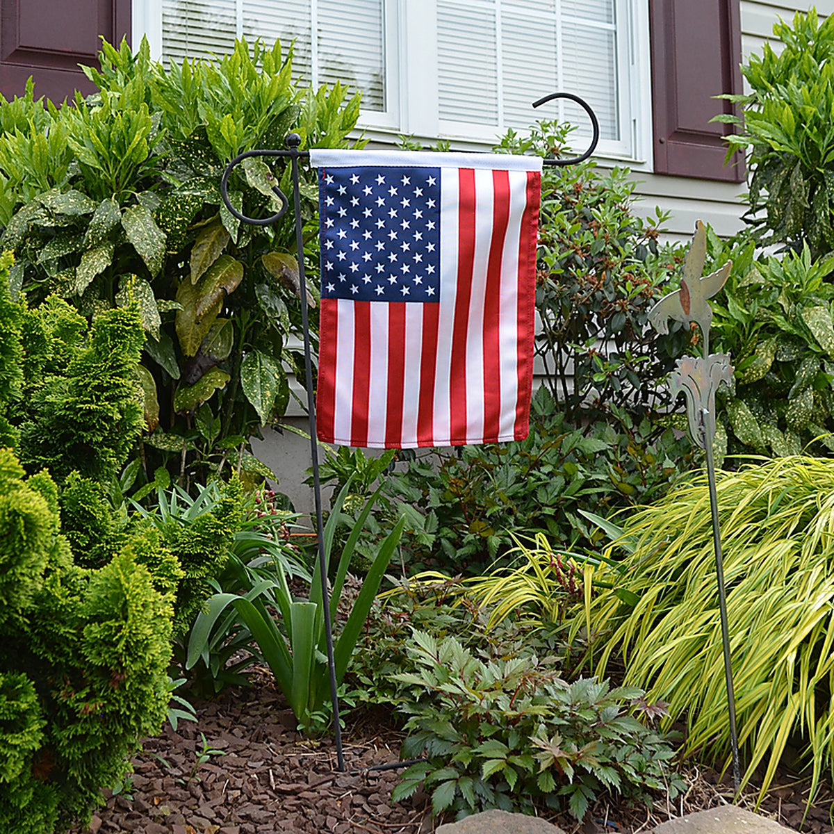 Valley Forge USGF-C American Garden Flag 12 in. H x 18 in. W