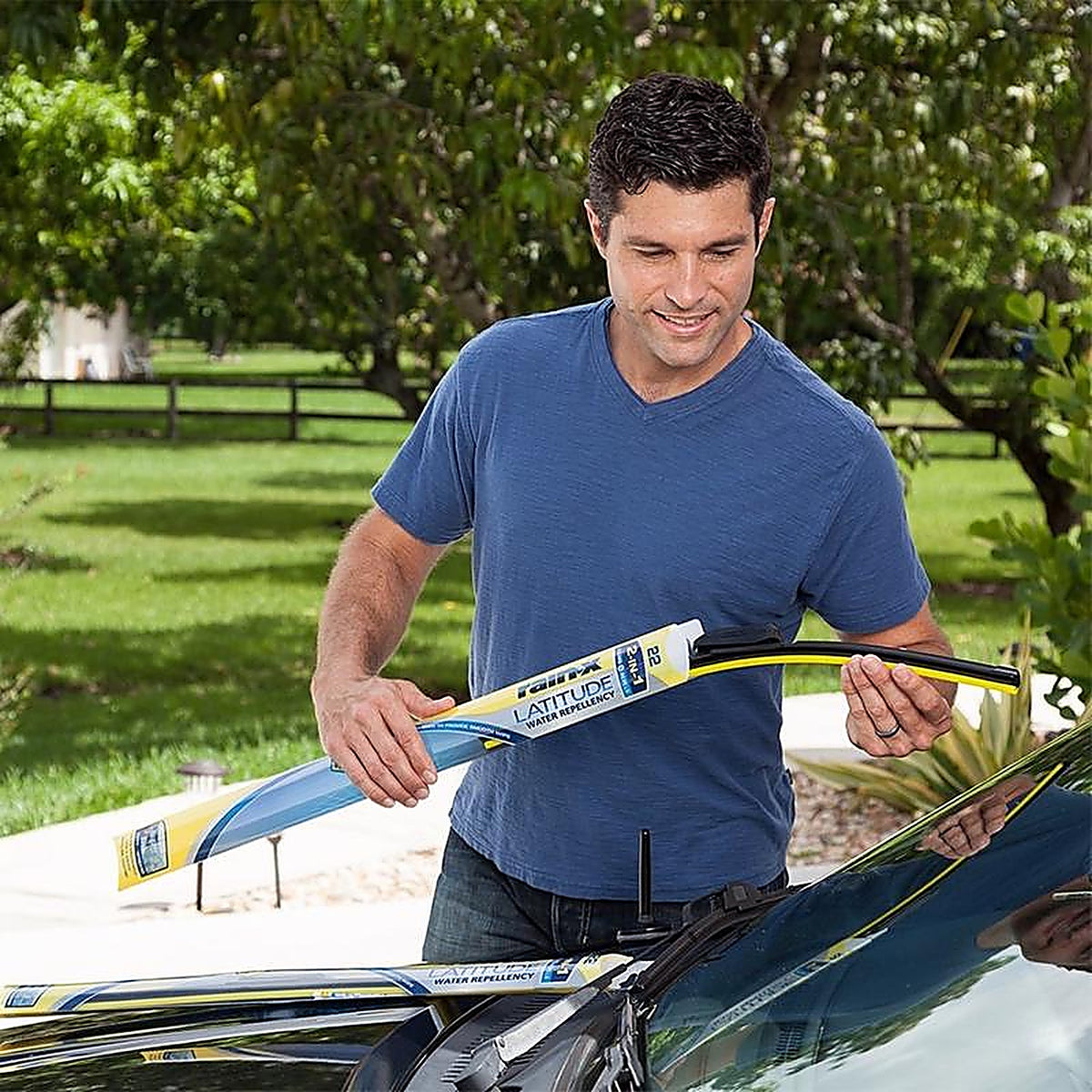 Rain-X 5079275-2 Latitude 18 in. All Season Windshield Wiper Blade