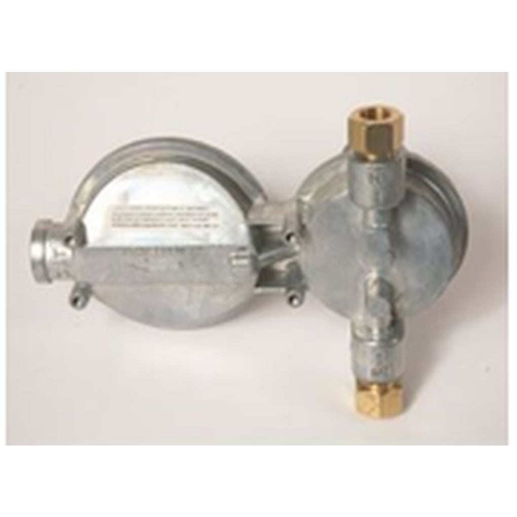 Camco 59322 Camco Two Stage Regulatorhorizontal Bulk