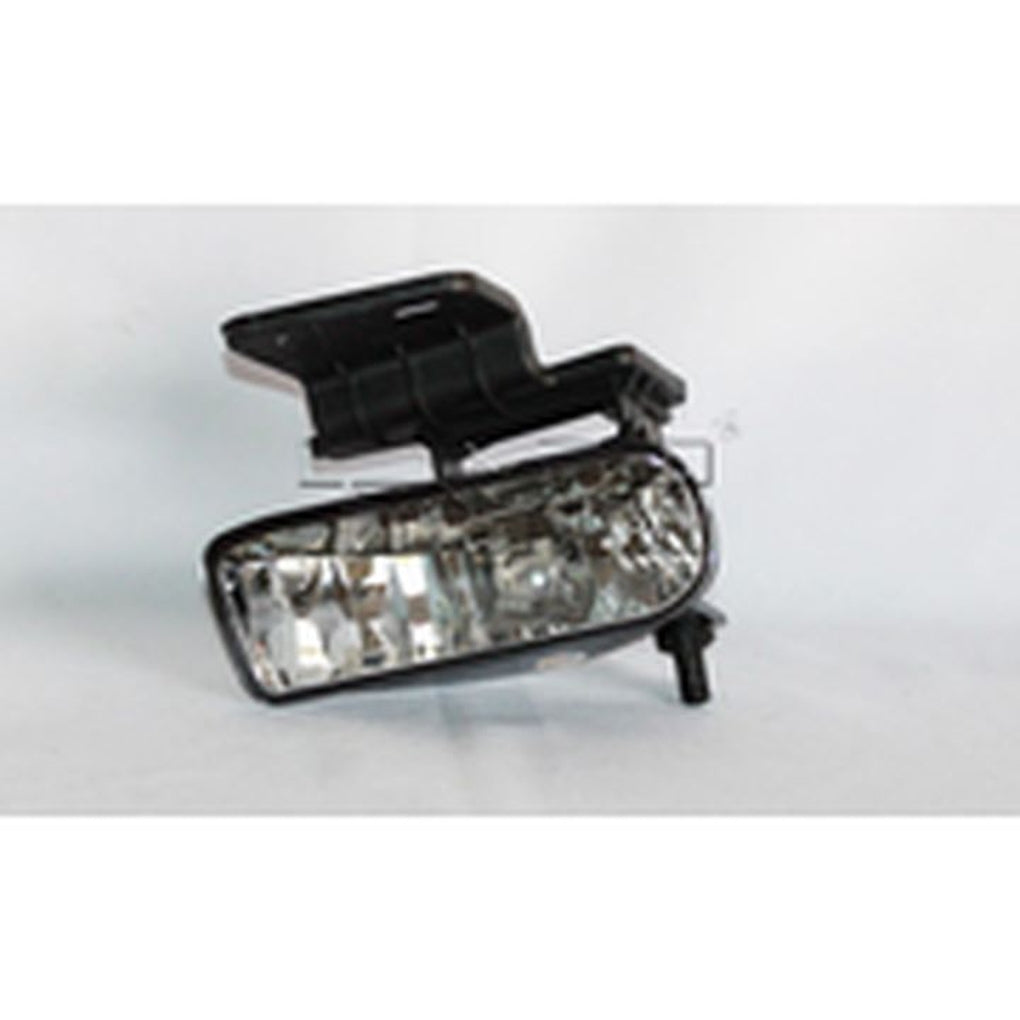 TYC 19-5318-00-9 Capa LH Fog Lamp Assy W/O Offroad Pkg Suburban 1500/2500/Tahoe 20002006; Silverado 1500/2500 9902